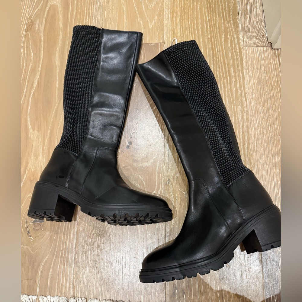 Geox Knee High Boots Sz 39